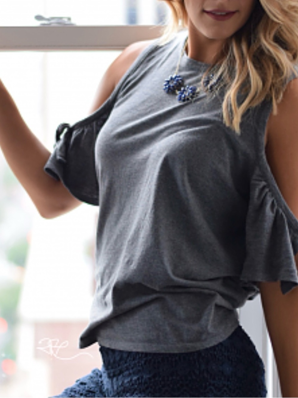 LOFT Charcoal Gray Cold-Shoulder Tie-Sleeve Tee